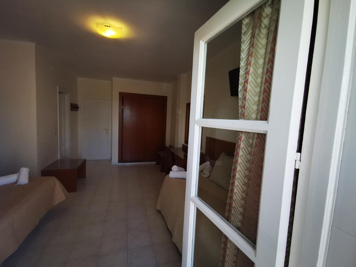 Hostal Marazul Nerja Eksteriør billede