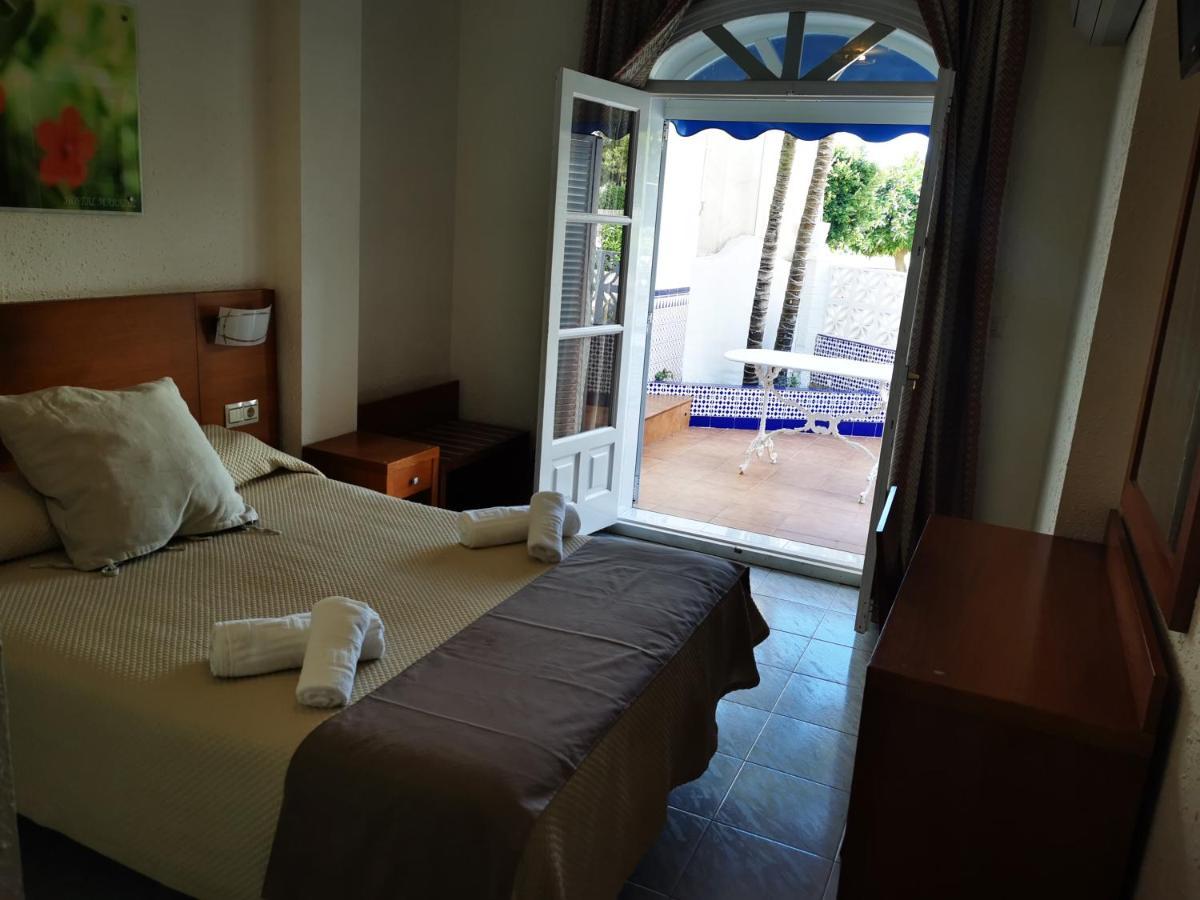 Hostal Marazul Nerja Eksteriør billede